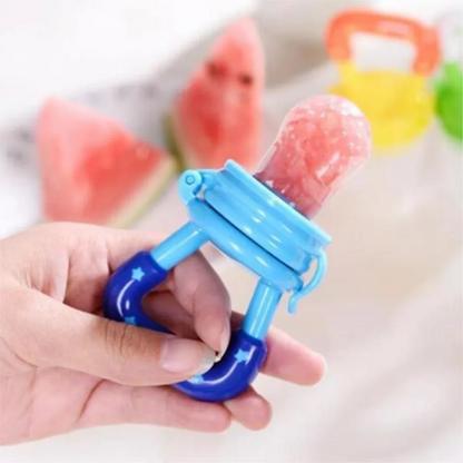 Introducing our innovative baby fruit feeder pacifier! Keep your little one happy and healthy with this safe feeding solution. The image showcases the pacifier filled with fresh fruit chunks, designed to introduce solid foods to infants while minimizing choking hazards. Trust in our quality product to make feeding time a breeze. Shop now for a stress-free feeding experience!