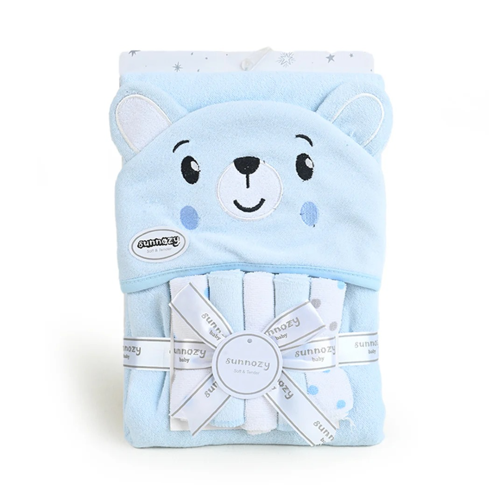 Discover the Baby Cute Soft Hooded Towel & 5 Pcs Wash Cloth Set, featuring adorable animal designs. Made from soft, absorbent towel fabric, this set includes a cozy hooded towel and five matching washcloths. Perfect for keeping your baby warm and clean after bath time. Available now at babyfairy.pk.