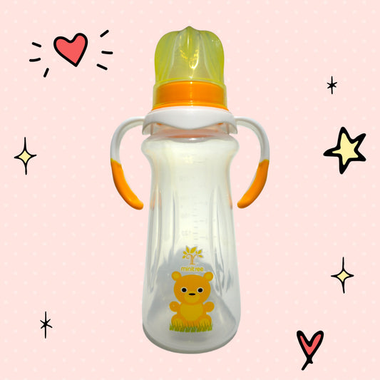 Make feeding time fun and easy with the Minitree Bear Feeder! 🐻💛 Perfectly designed for little hands, this 260ml/8.8Oz baby feeder features an adorable yellow bear graphic and soft, easy-to-grip handles that encourage independence. Made from high-quality, BPA-free materials, it ensures safe and joyful feeding for your baby. Enhance your baby’s feeding experience with this delightful and functional bottle! Buy Now from Babyfairy.pk